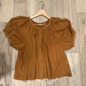 Doen Orange Puff Sleeve button down top.